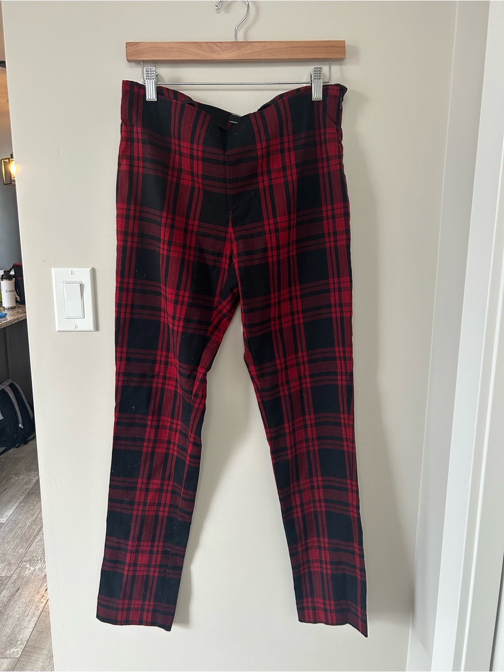 Le Chateau Red & Black Plaid women’s Pants